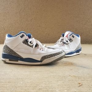 2011 Jordan 3 Retro 'True Blue' Sneakers